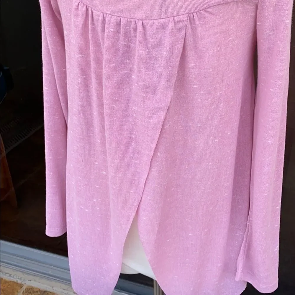 Open Back Top - Picture 3 of 5